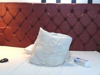 louiseballen webcam model stream image