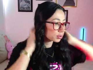 lily-evanss webcam model stream image