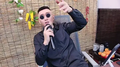 dongdong58 webcam model stream image