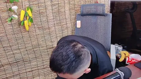 dongdong58 webcam model stream image