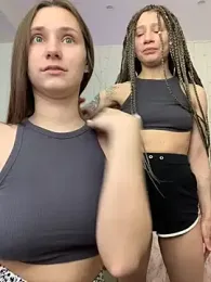 HotCaramellsTV webcam model stream image