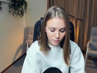 Ladonna Klenke webcam model stream image