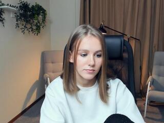 Ladonna Klenke webcam model stream image