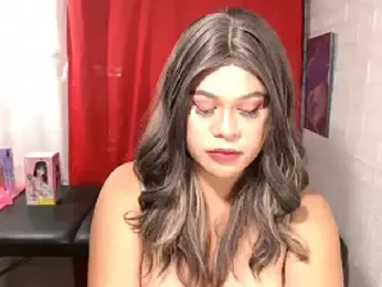 PrettyDiannara webcam model stream image