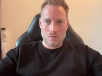 chris2024x webcam model stream image