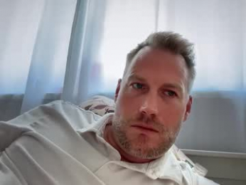 chris2024x webcam model stream image
