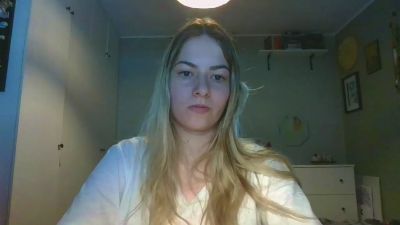 Rosie_June webcam model stream image