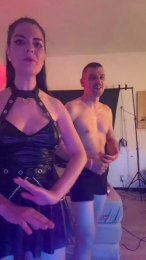 Lovecha_ webcam model stream image
