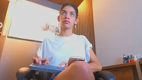 Alahia_Rodriguez webcam stripchat model stream image