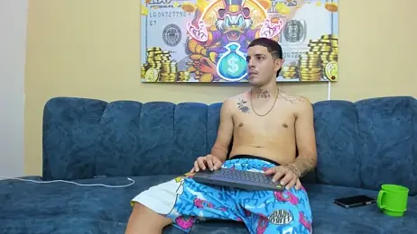 BoyWrap webcam model stream image