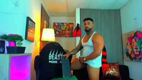 naugthy_dominant webcam stripchat model stream image