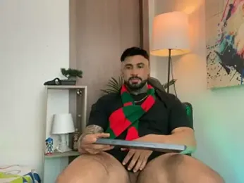 naugthy_dominant webcam model stream image