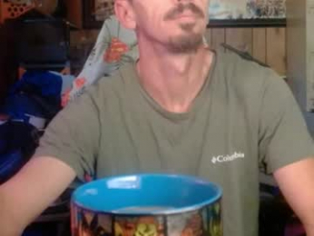 comic_king27 webcam model stream image