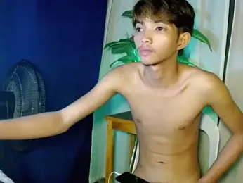 Twink_cristian27 webcam model stream image