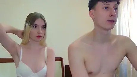 MiaAndWilliam webcam model stream image