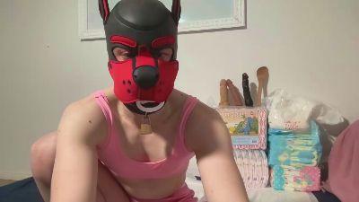 lockednpadded webcam model stream image