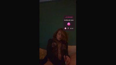 ElleestOuu webcam model stream image