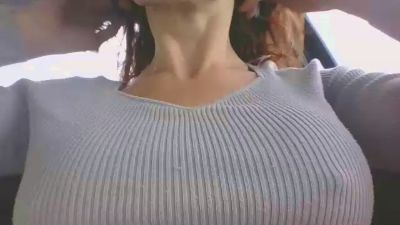 ElleestOuu webcam model stream image