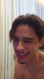 Vinyyan webcam cam4 model stream image