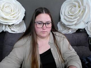 Daniella Grace webcam model stream image