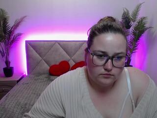 Daniella Grace webcam model stream image