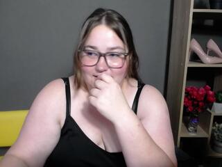 Daniella Grace webcam model stream image