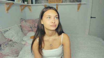 HildredUrive webcam model stream image