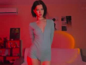 dindin_ webcam model stream image