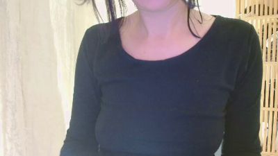 __nina webcam model stream image