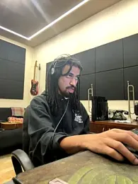 FavelaDaddyCum webcam model stream image