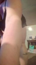 Mega_throat webcam model stream image