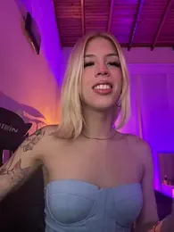 Courtney_gonet webcam model stream image