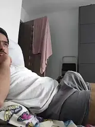 andreiiiii2025 webcam model stream image