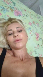 evakisimovareal webcam model stream image
