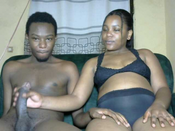 NuruSweet webcam model stream image