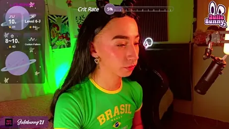 Littlebunny21 webcam model stream image