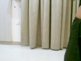 Payal-1-1 webcam model stream image