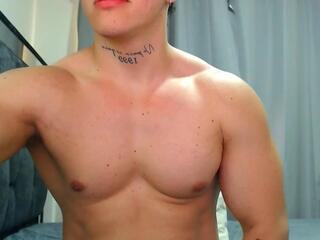 Arthur Cruise webcam model stream image