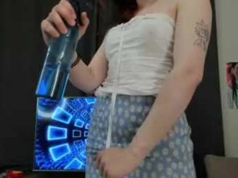 louannbisignano webcam model stream image