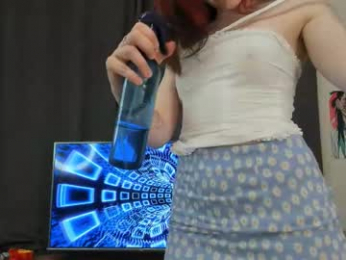 louannbisignano webcam model stream image