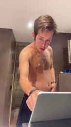 Naughtygol webcam model stream image