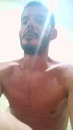 Hugo1387l webcam model stream image