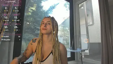 Ella_Vee webcam model stream image