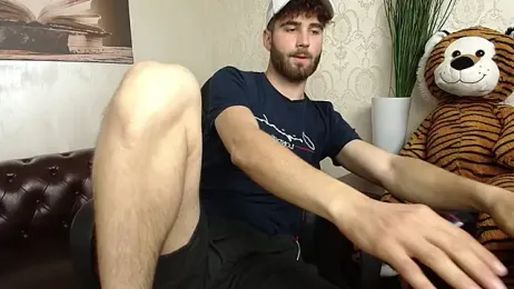 KyloEast webcam model stream image