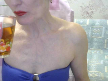 Red-Rose-777 webcam model stream image