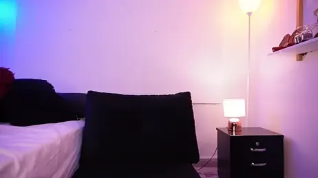 leslie_k webcam model stream image