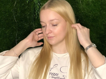 MadalineStehlik webcam model stream image
