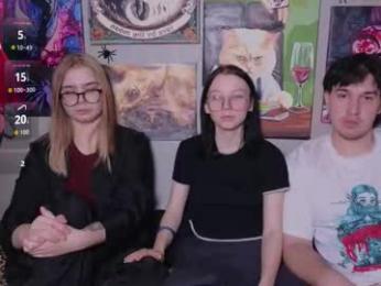 _adrenalinee_ webcam model stream image