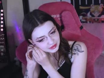 prettybones webcam model stream image