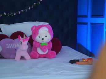 ZenyaNoir webcam model stream image